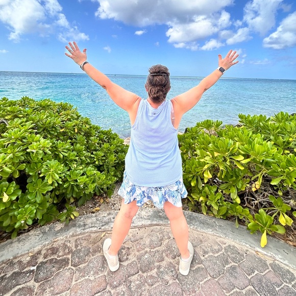 Meet your Posher, Nancy - Picture 1 of 8